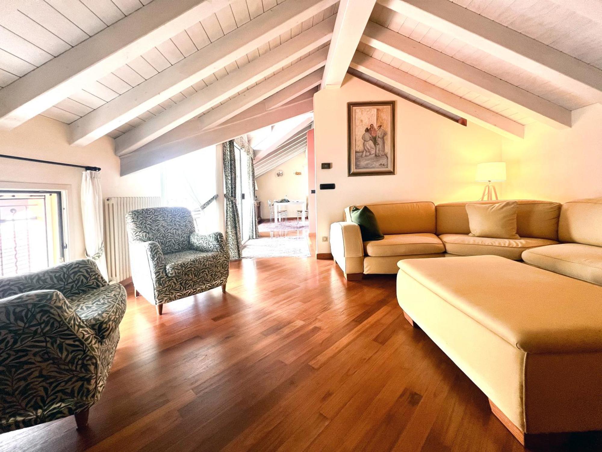 La Loggia Del Lago Colonno Экстерьер фото
